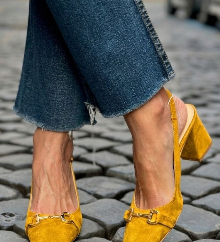 Honorina - Saltos Slingback em Camurça