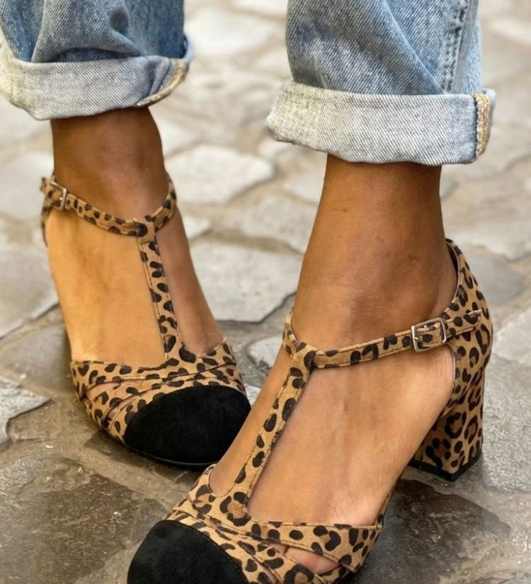 Quiteria - Sapatos Cut out