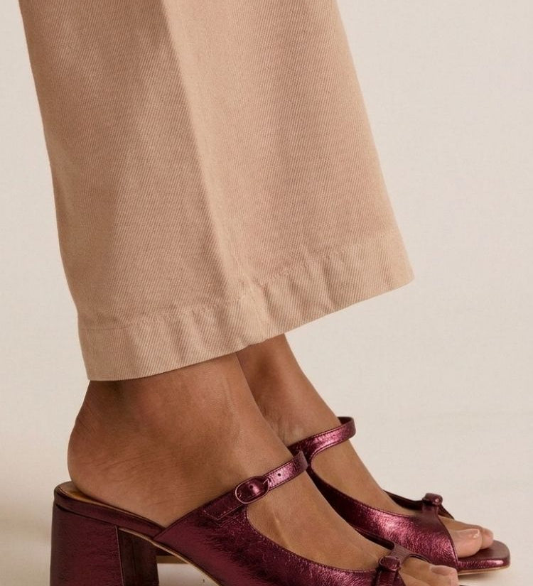 Hermelinda - Sapatos Slingback Ouro