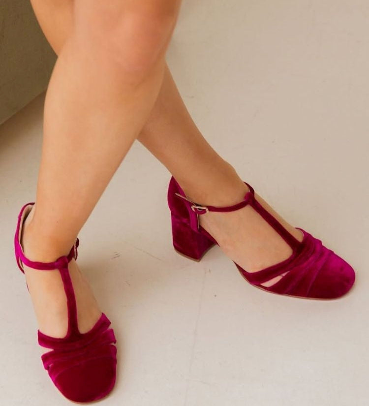 Serafina - Saltos Cut-out em Veludo