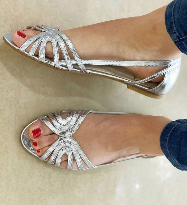 Belarmina - Sandálias Peep toe em Metalizada