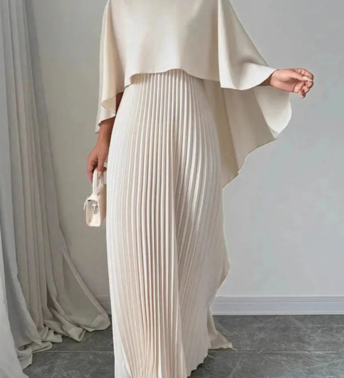 Maxi Vestido de Convidada de Casamento com Mangas Batwing Pregueadas