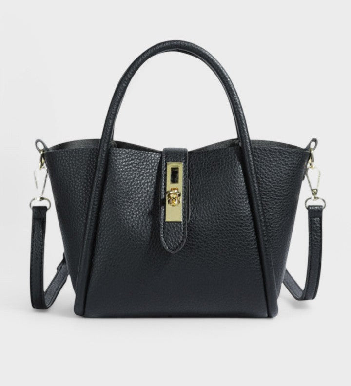 Alicia - Mala em pele