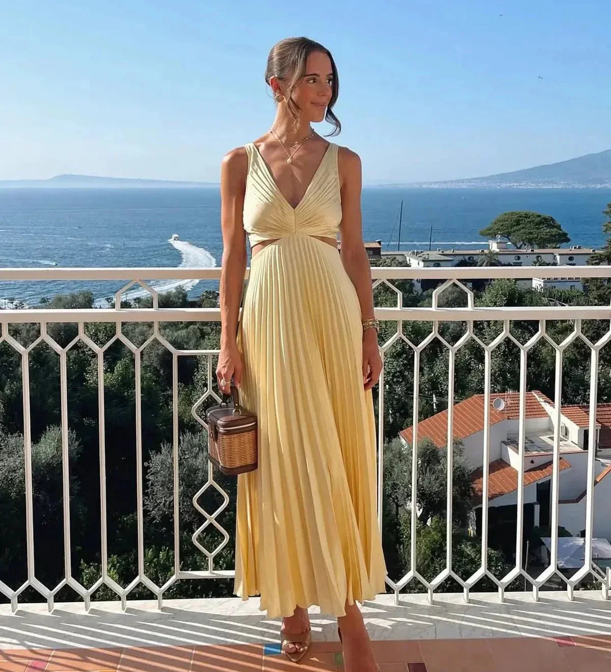 Matilde - Vestido Plissado com Cintura Definida