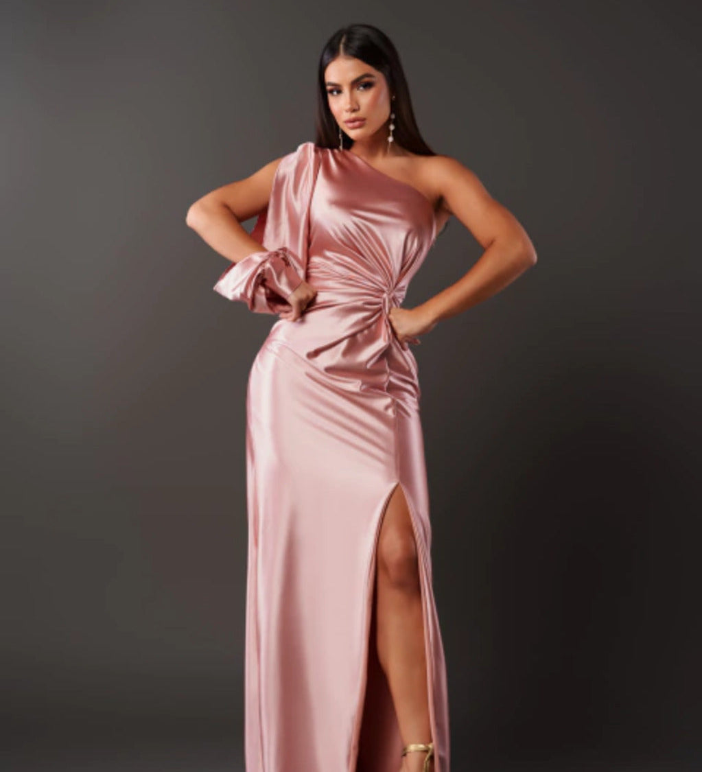 Aura Divine - O Vestido Elegante